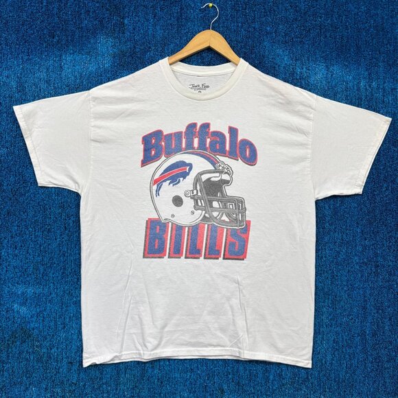 Buffalo Bills NFL Football White T-Shirt Size Large - Picture 1 of 4
